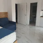 Apartment Flora's Golem (Tirana)