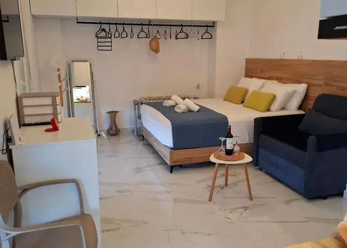 Flora's Apartment